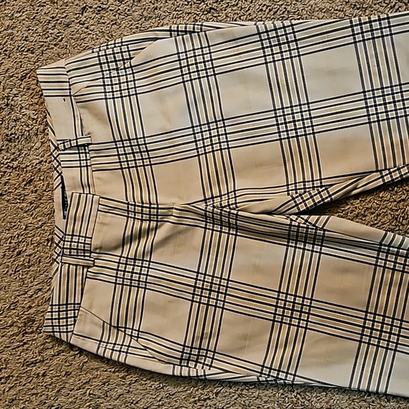 NY&Co 7th Ave plaid slacks - Picture 2 of 13